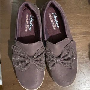 Sketchers memory foam casual shoes